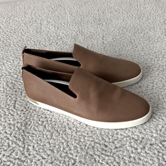 Vince Vero Leather Slip Ons - Picture 1 of 6